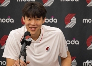 爱游戏体育入口-杨瀚森对比NBA和CBA身体对抗：这边比较文明的简单介绍
