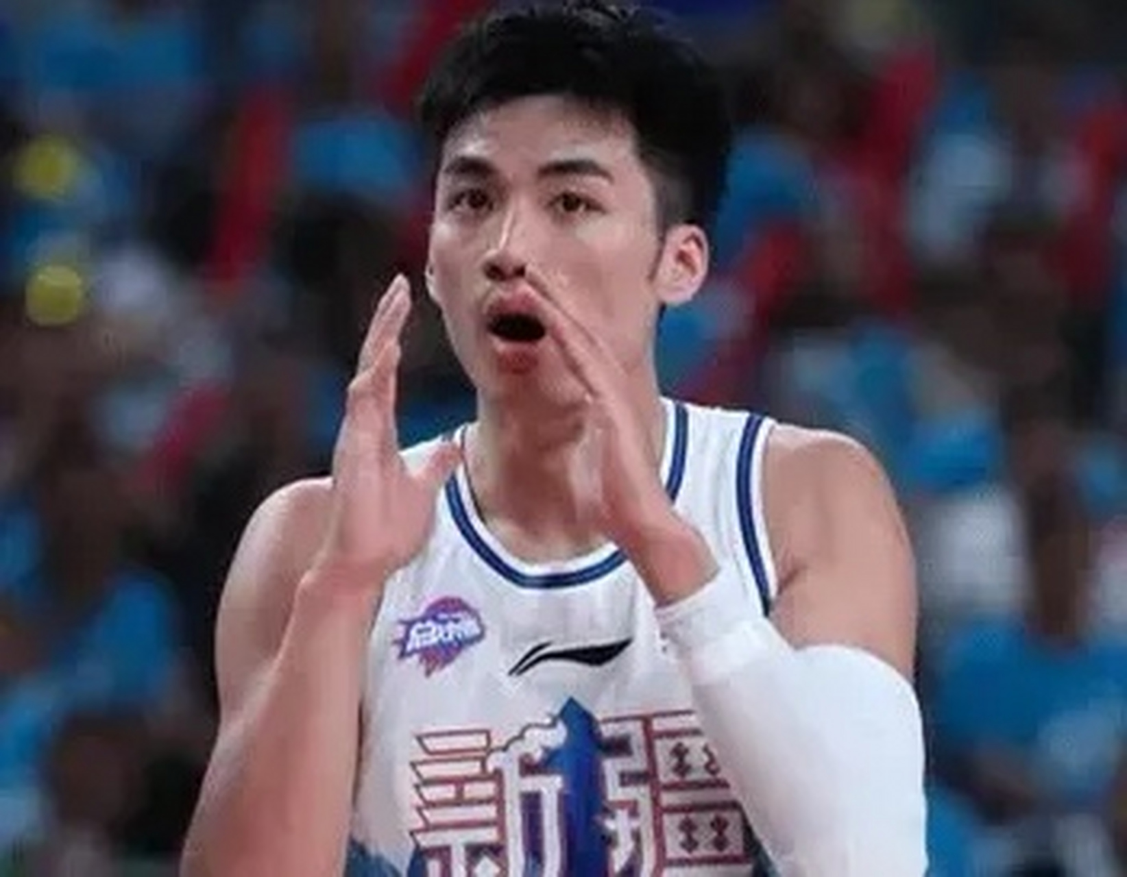 新疆队表现出色，获得关注和赞誉的简单介绍