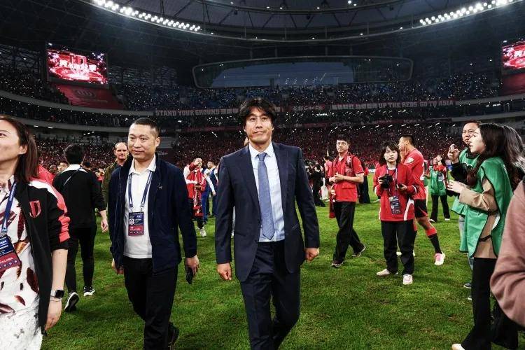 矛盾爆发！徐正源炮轰蓉城俱乐部：忍了6个月实在忍不下去了