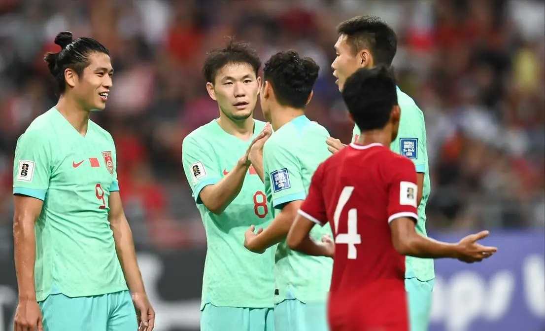 包含队长领衔成功晋级，球队士气高涨的词条
