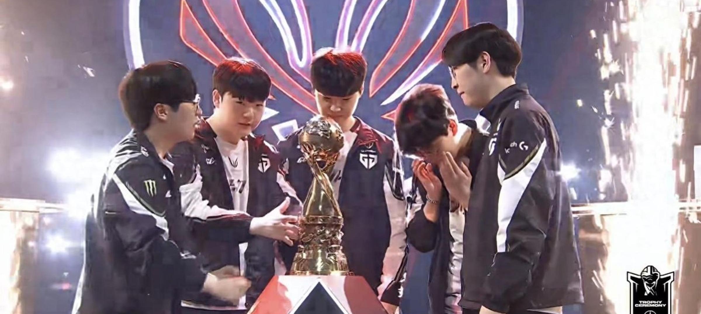 LOL-MSI：GEN成功卫冕MSI冠军，Chovy拿到FMVP！